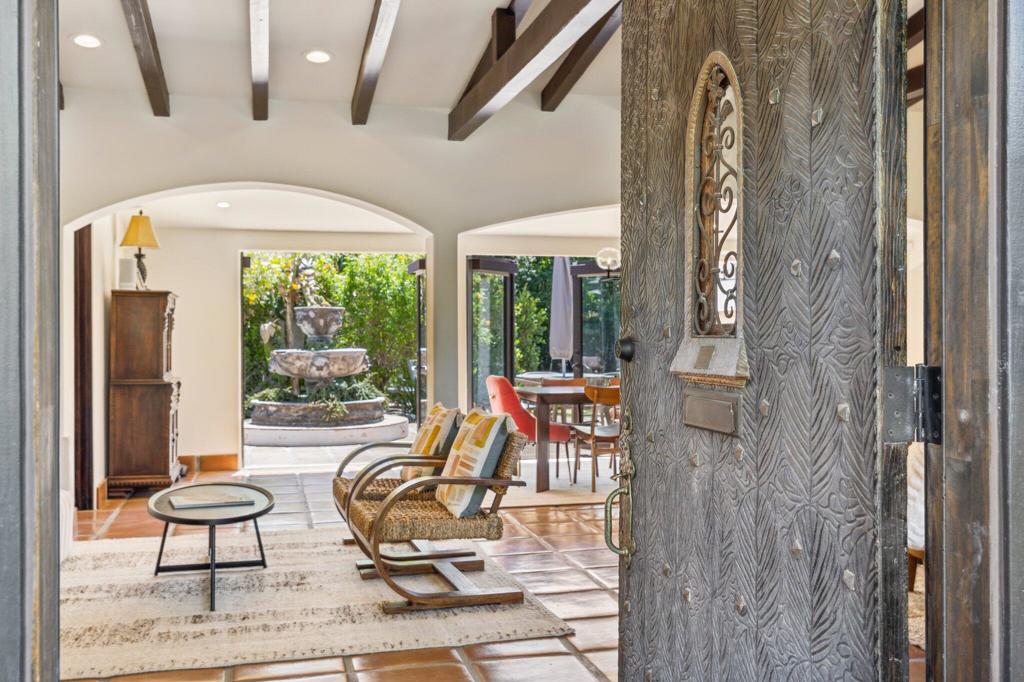 Old Las Palmas - Residential Lease