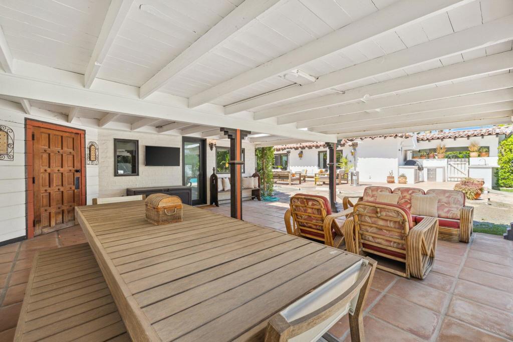 Old Las Palmas - Residential Lease