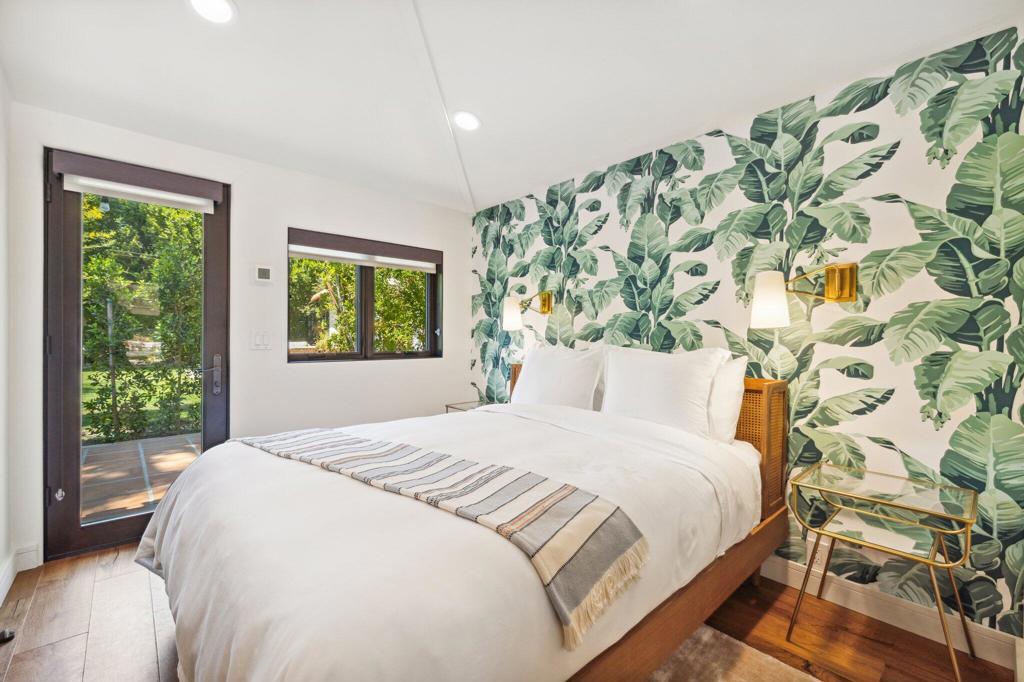 Old Las Palmas - Residential Lease