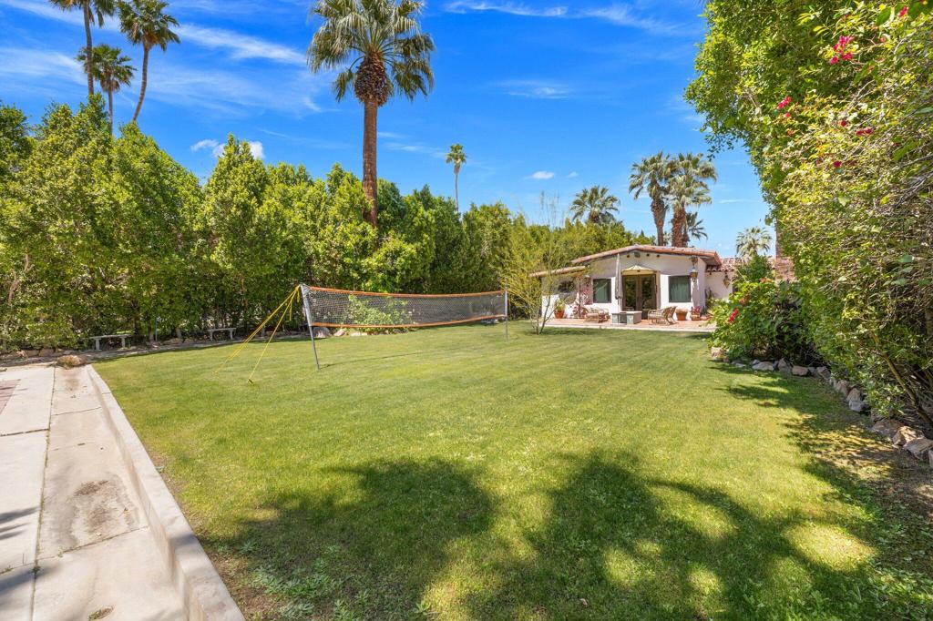 Old Las Palmas - Residential Lease