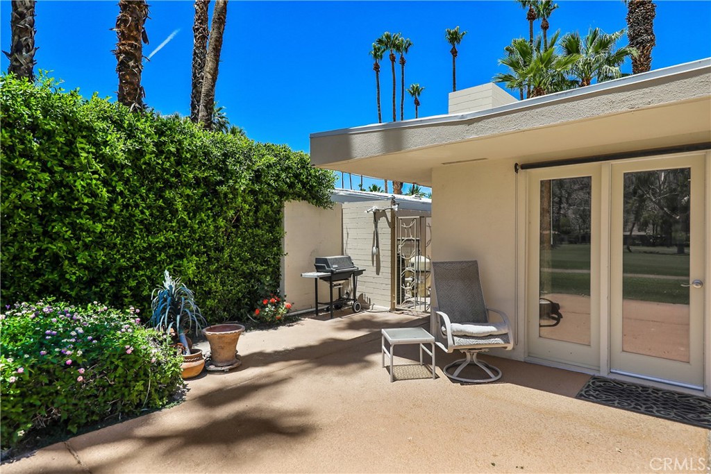 Indian Wells C.C. (32509) - Residential Lease