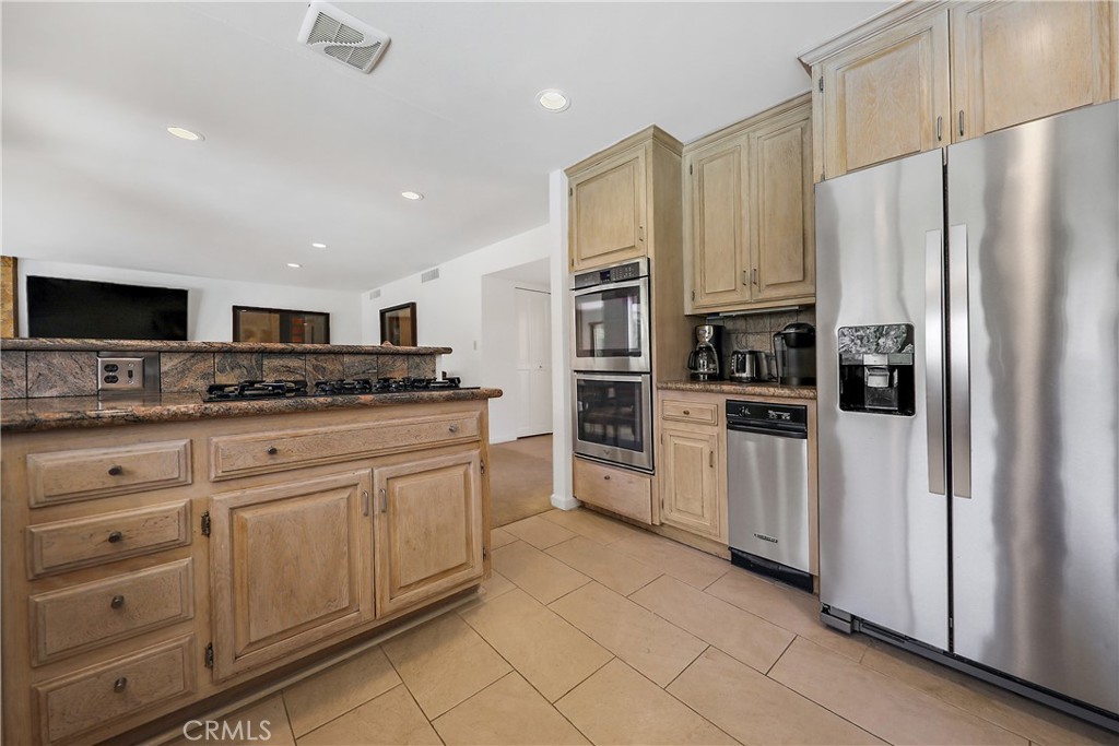 Indian Wells C.C. (32509) - Residential Lease