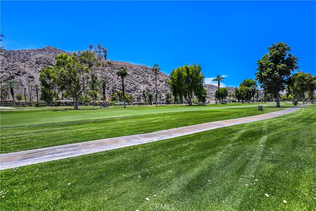 Indian Wells C.C. (32509) - Residential Lease