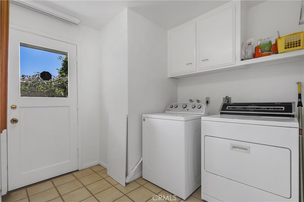 Indian Wells C.C. (32509) - Residential Lease