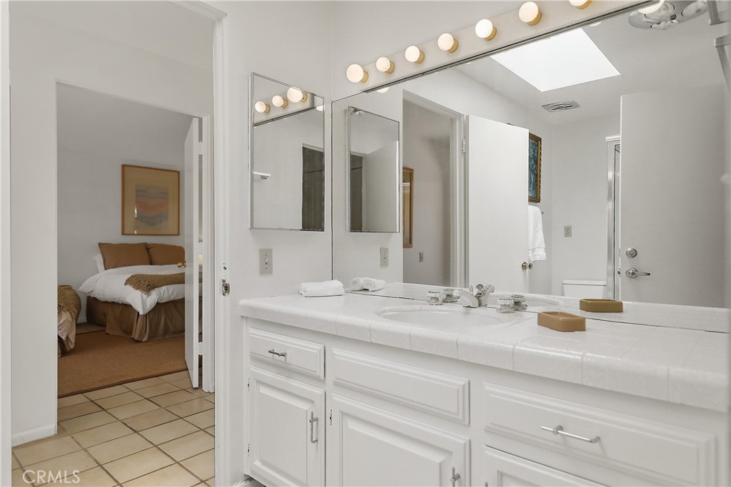 Indian Wells C.C. (32509) - Residential Lease