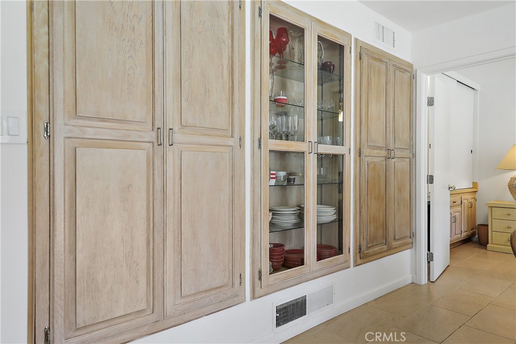 Indian Wells C.C. (32509) - Residential Lease