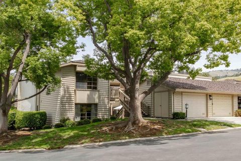 Photo of 7012 Via Valverde, San Jose, CA 95135 (MLS # ML82045907)
