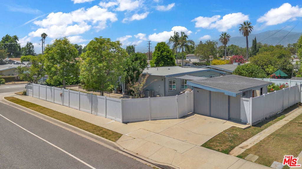 1215 W Rowland Avenue