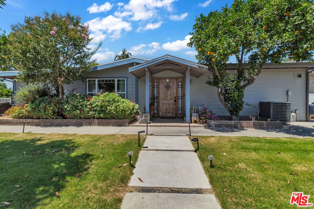 1215 W Rowland Avenue