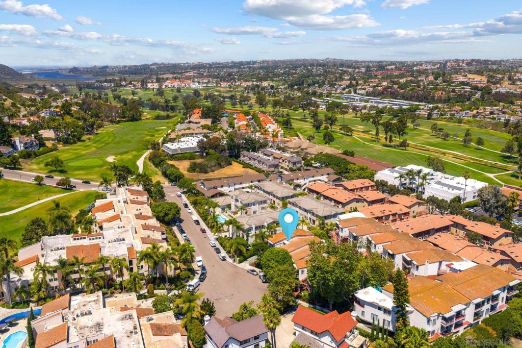 La Costa - Residential