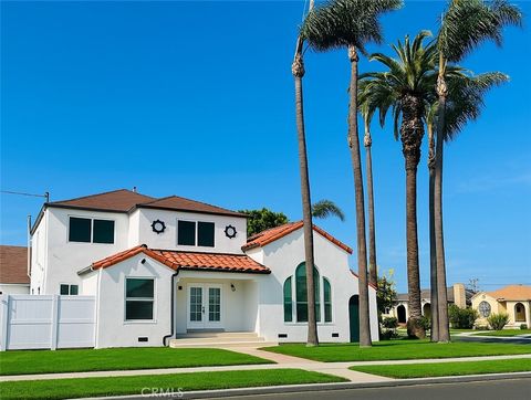 423 S Poinsettia Avenue Compton CA 90221