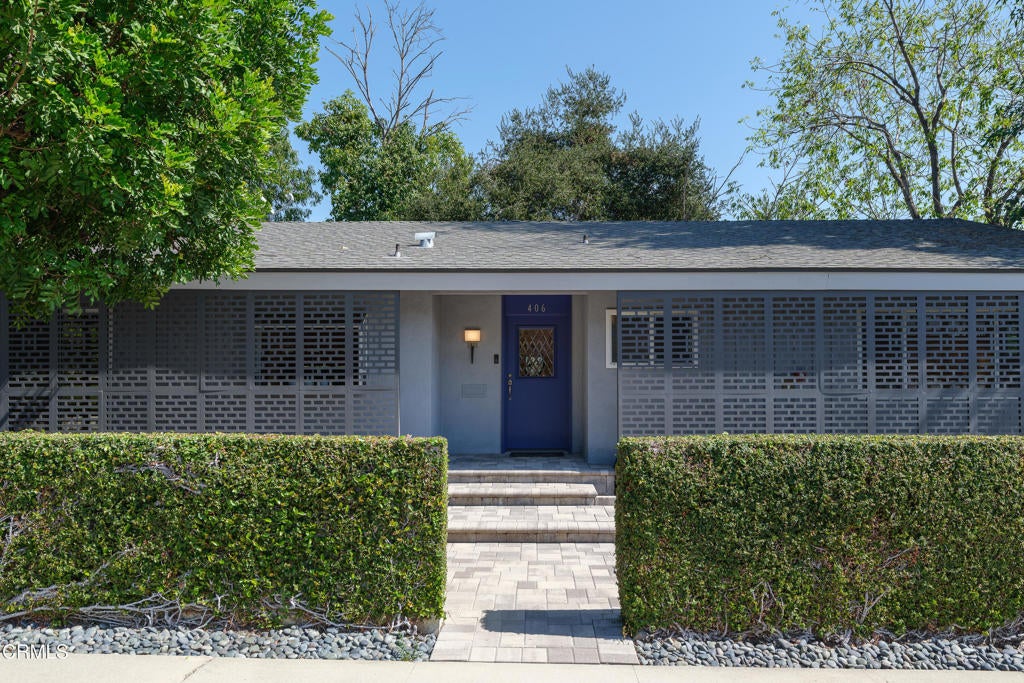 406 E Alhambra Road