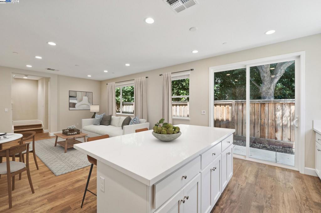 FAIRFIELD - Residential