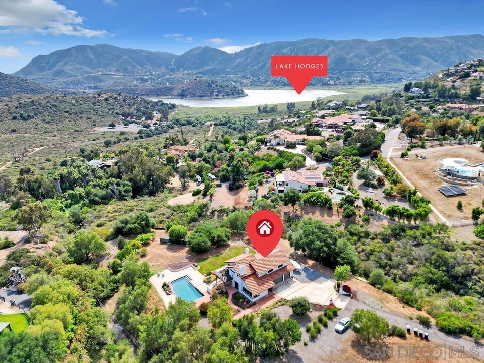 3453 Via Loma Vista