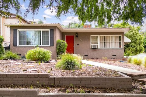 Photo of 2587 Lombardy Blvd, Los Angeles, CA 90032 (MLS # AR26073304)