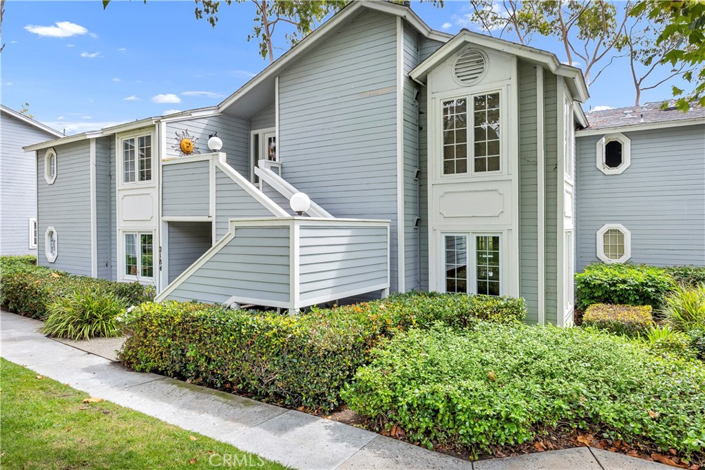 2186 S Coast Highway