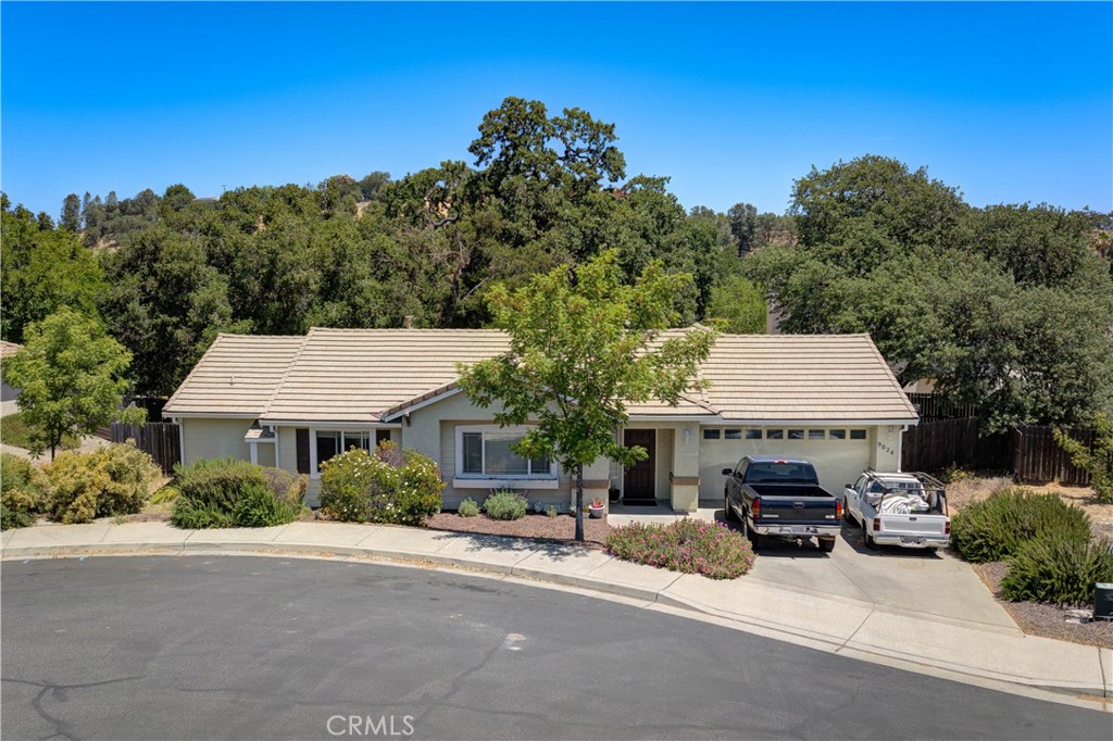 9024 Cascada Road