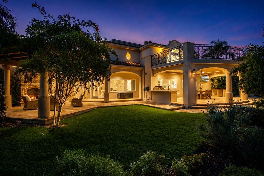 18451 Valley