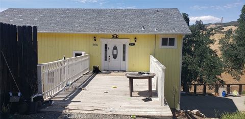 Photo of 2723 Apache Trail, Clearlake Oaks, CA 95423 (MLS # LC25131094)