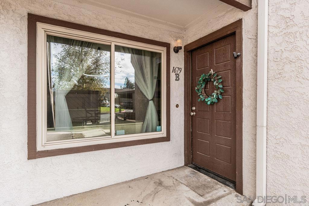 1679 Melrose Ave Unit B