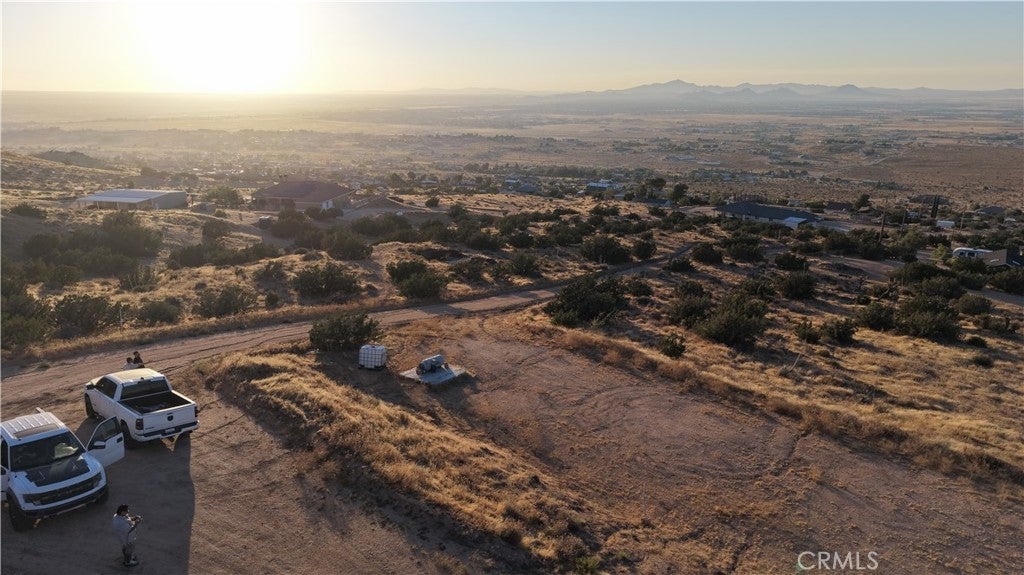 23528 Mountain View
