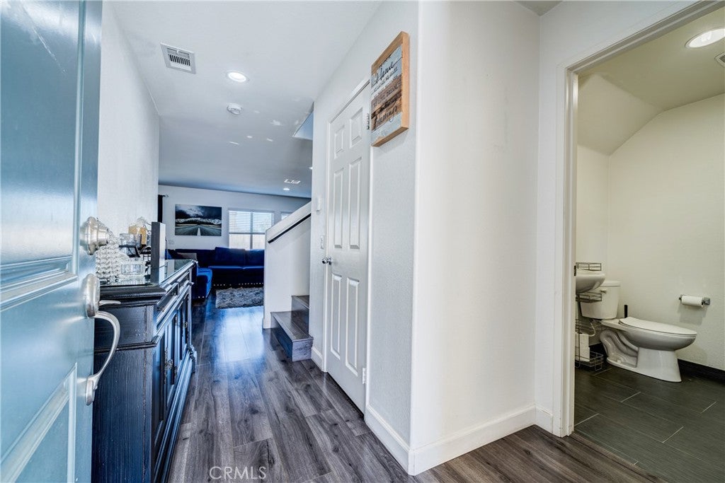 7212 Turnstone Court