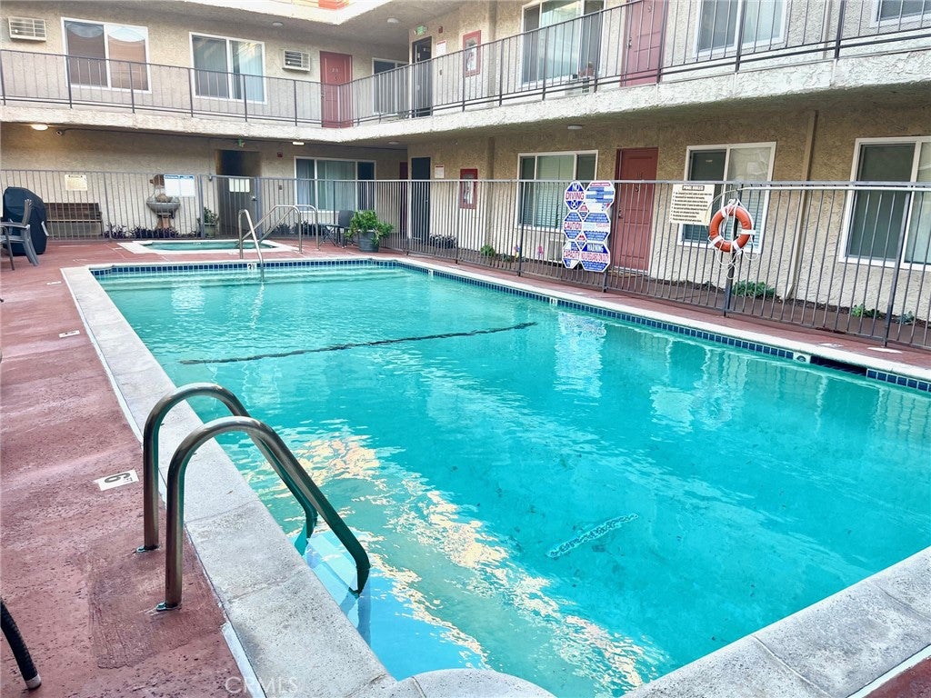 20327 Saticoy 304
