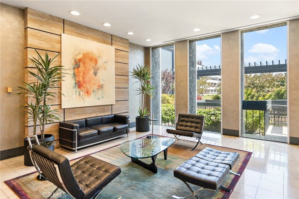 Photo of 800 W 1st Street #2206, Los Angeles, CA 90012 (MLS # AR25183306)