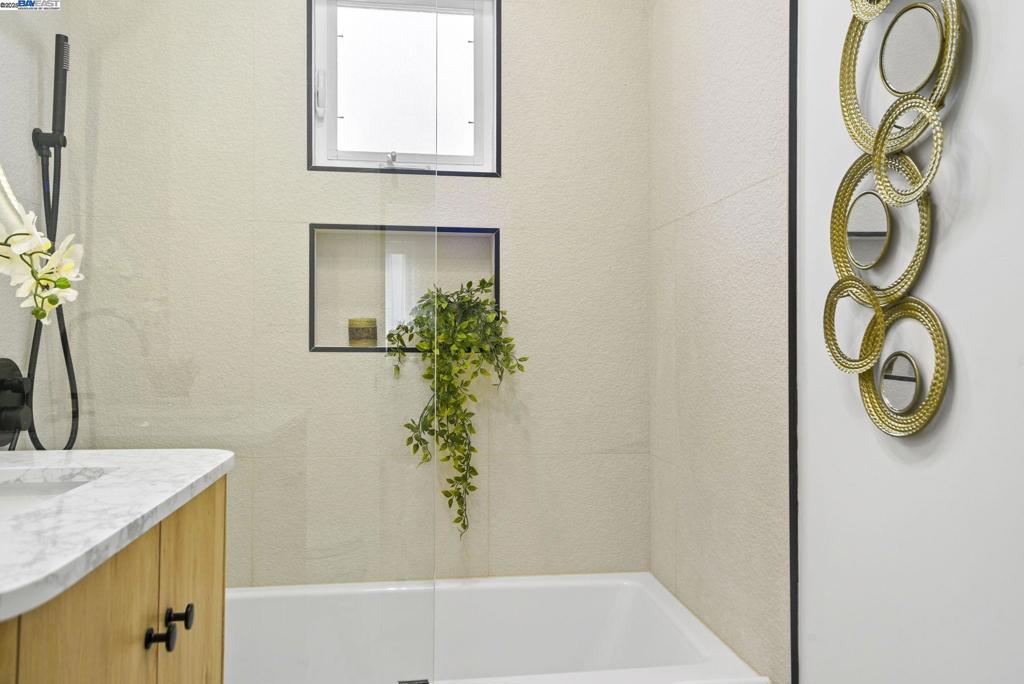 SANTA CLARA - Residential