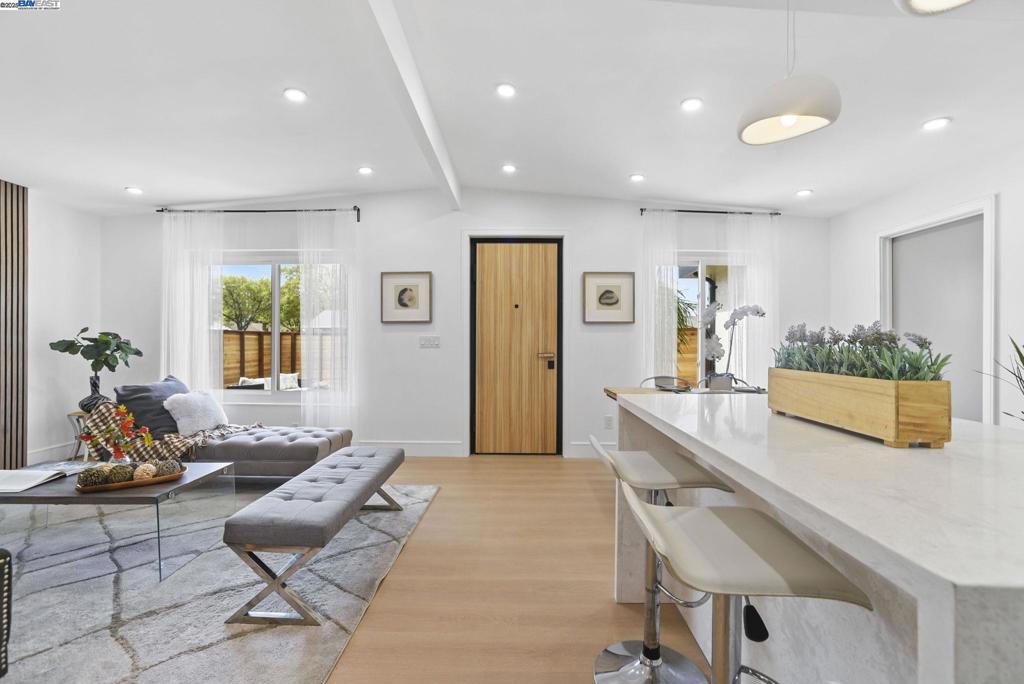 SANTA CLARA - Residential