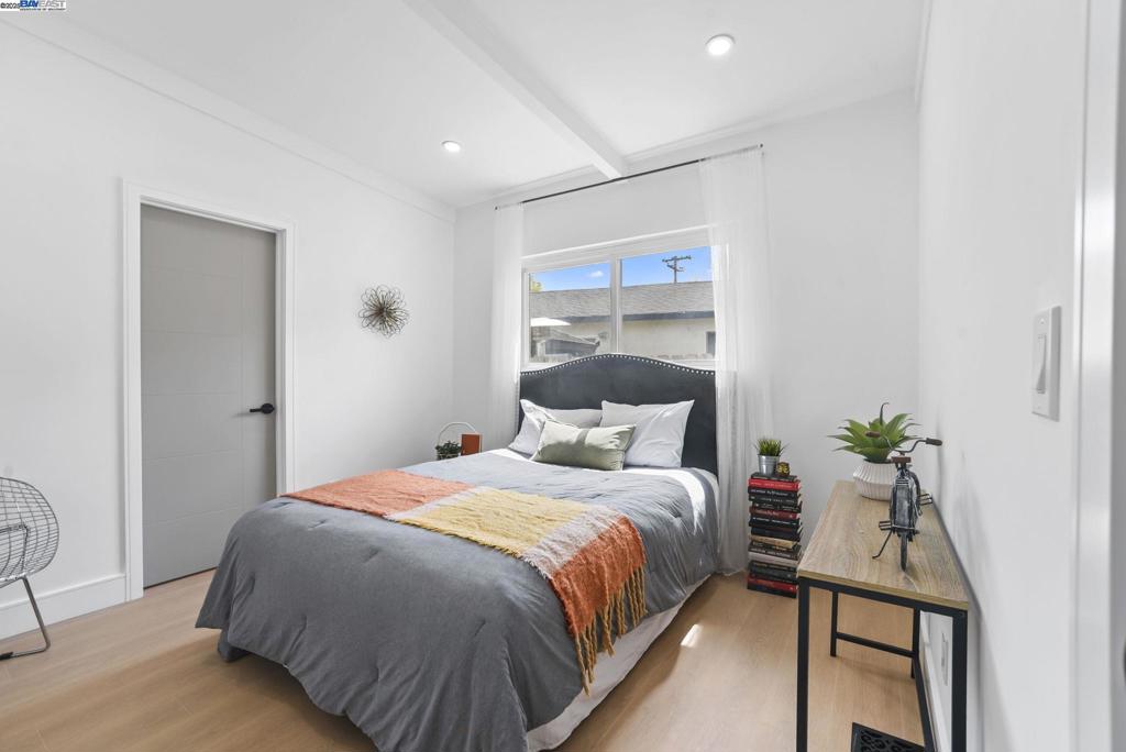 SANTA CLARA - Residential