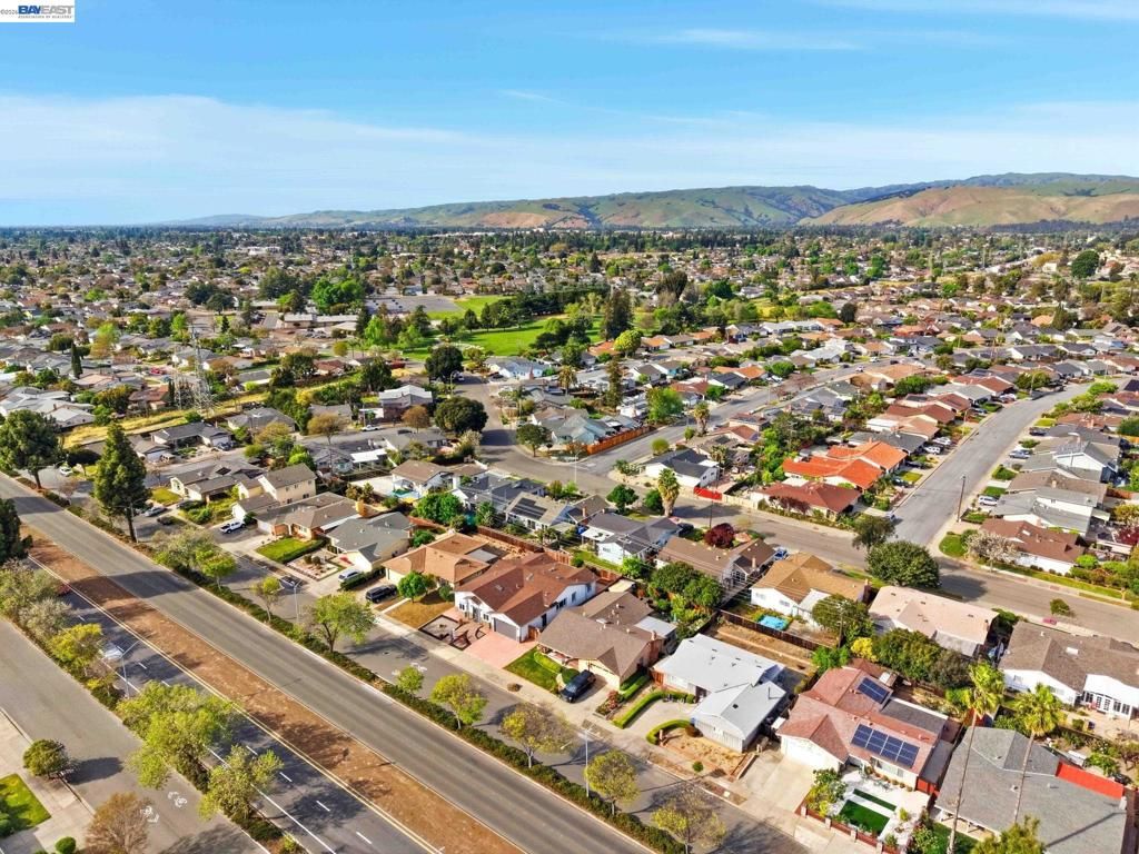 listing image 130723816636463587495