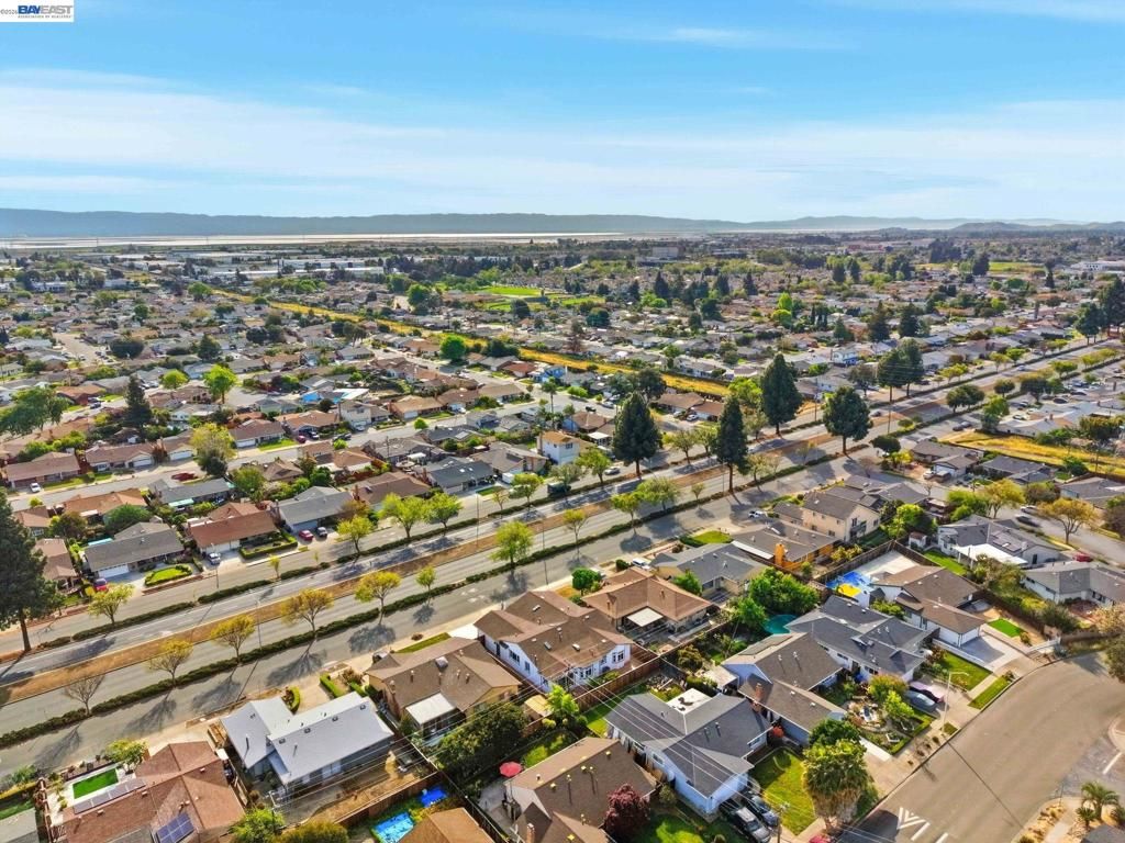 listing image 130726081581980256302