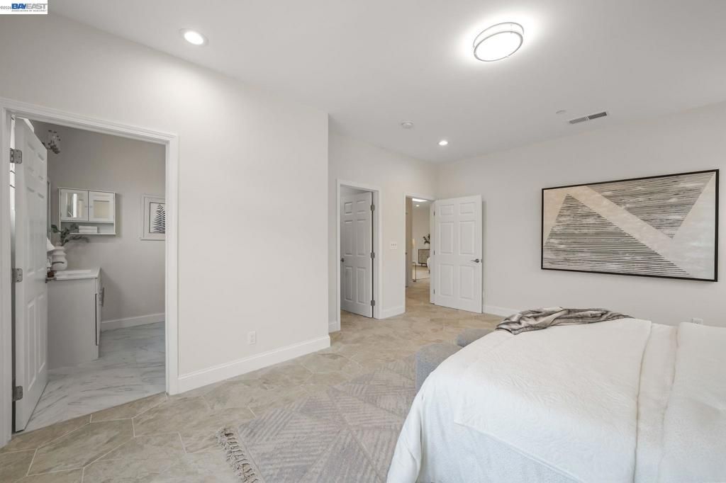 listing image 130723976962784320262