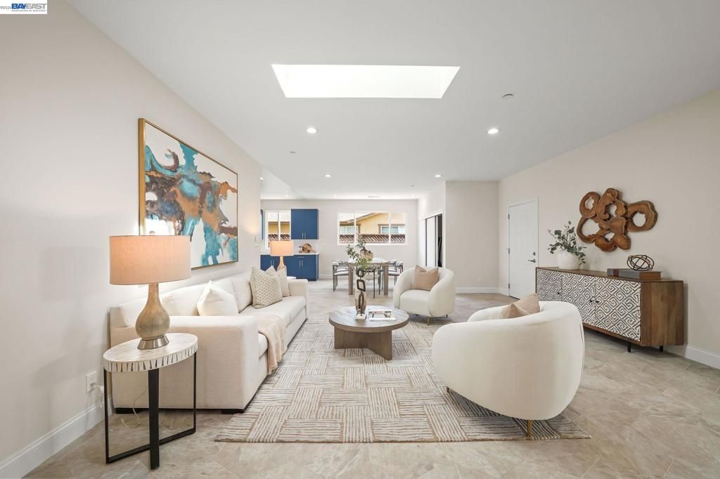 listing image 130721878295910901304