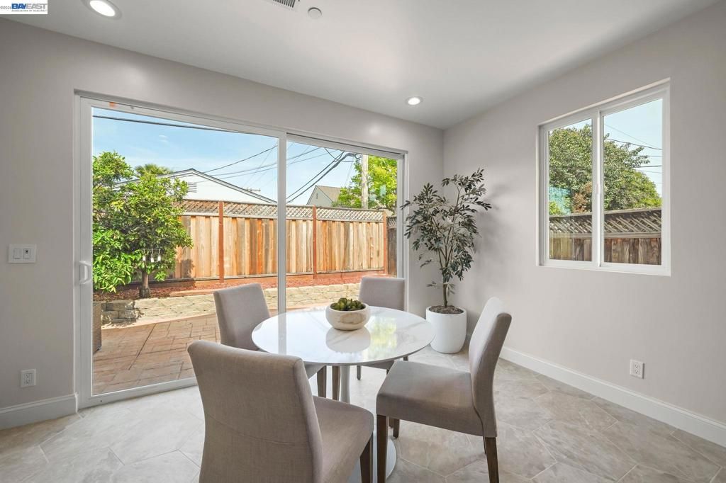 listing image 130728848392530852056