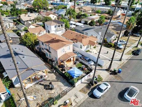 Tiny photo for 3976 3rd Avenue, Los Angeles, CA 90008 (MLS # 26102941)