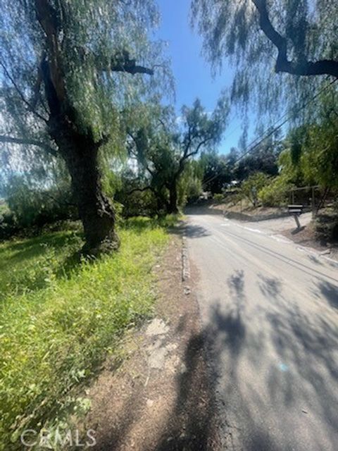 Photo of 11848 West Trail, Sylmar, CA 91342 (MLS # DW26059537)