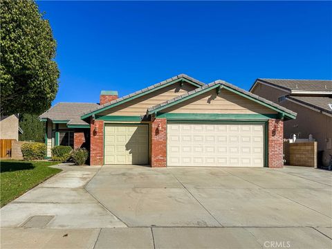 Photo of 3137 Peachwood Dr, Lancaster, CA 93536 (MLS # SR26053425)