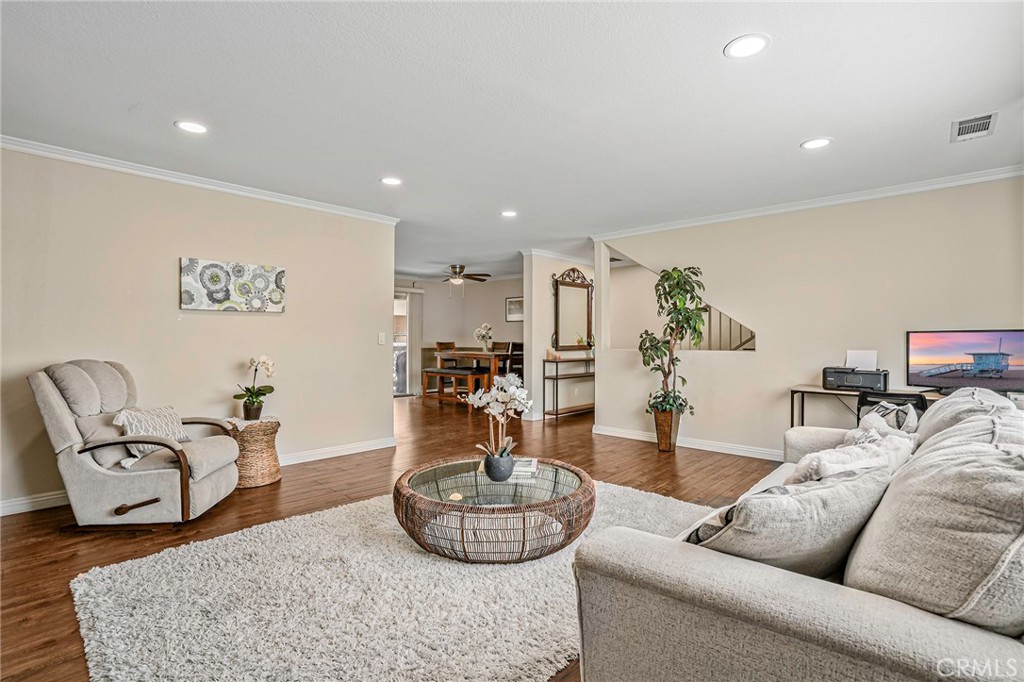 560 W 14th Street 3