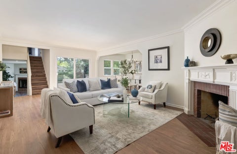 Photo of 11344 Homedale Street, Los Angeles, CA 90049 (MLS # 26995741)