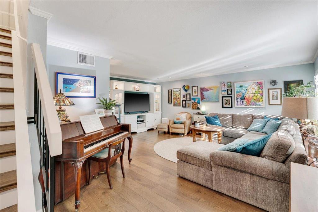 4568 Cimarron River Court