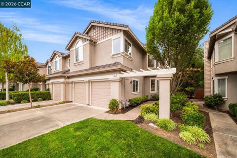 Photo of 423 Sutton Circle CIR, Danville, CA 94506 (MLS # 41152082)