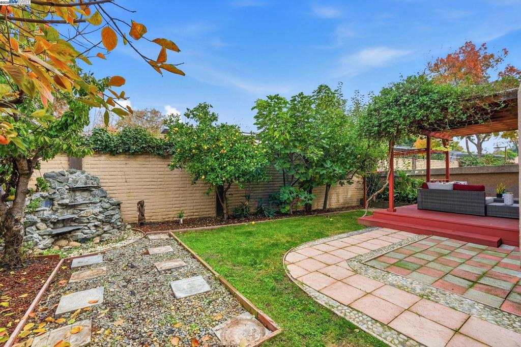 NEW HAVEN - Residential