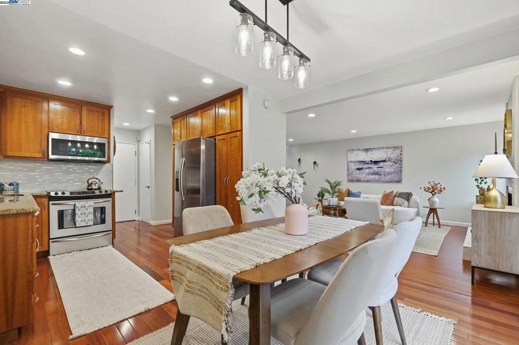 NEW HAVEN - Residential