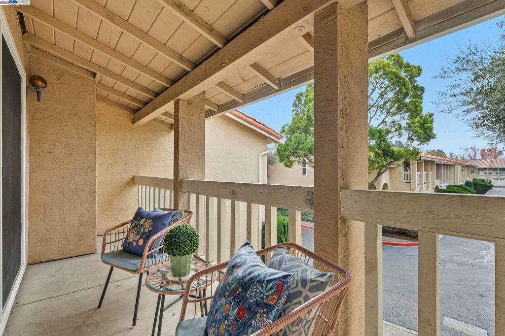 NEW HAVEN - Residential