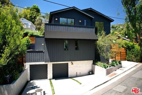 1919 Pinehurst Road Los Angeles CA 90068