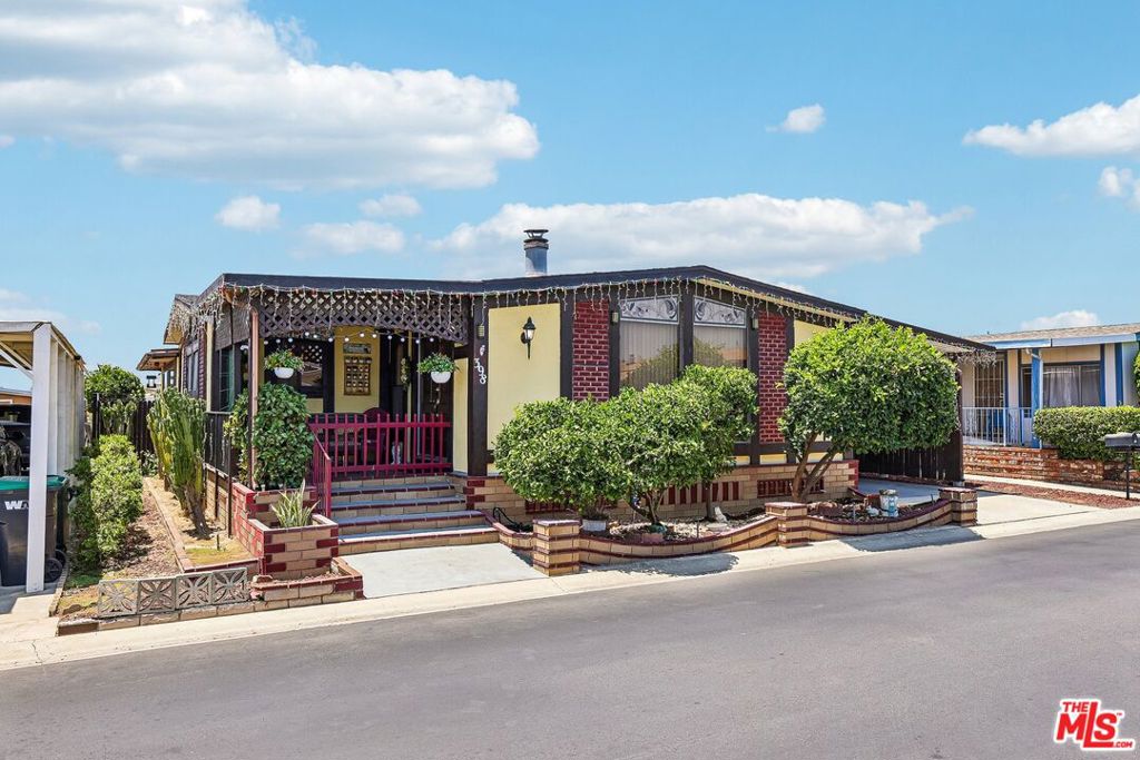 19009 S Laurel Park Road 398