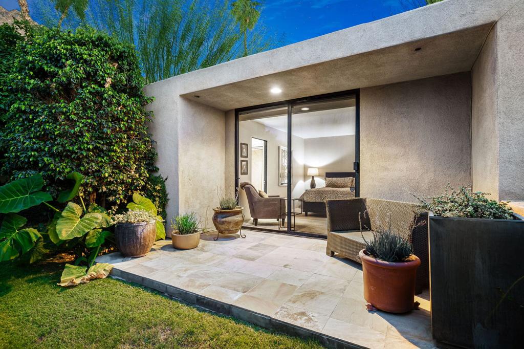 Indian Wells C.C. - Residential