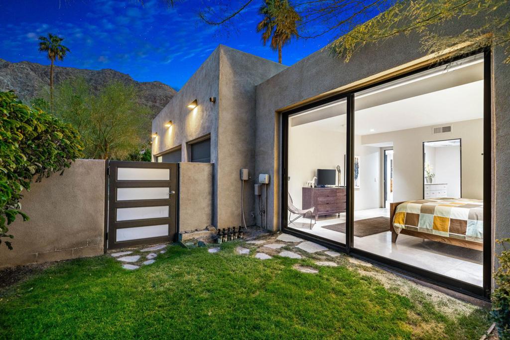 Indian Wells C.C. - Residential